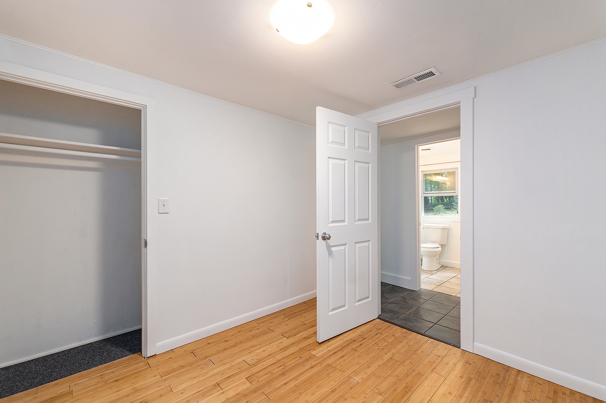 Building Photo - 4284 5 Mile Rd