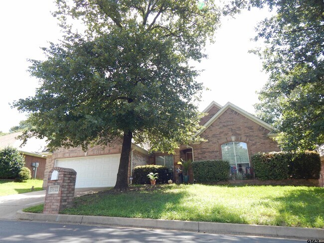 Building Photo - 5622 Andover Dr
