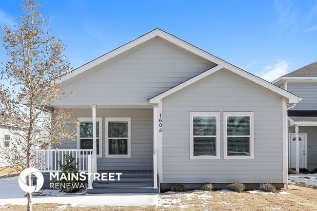 Building Photo - 1605 Daniel St