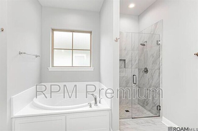 Building Photo - 3673 Spanish Trail