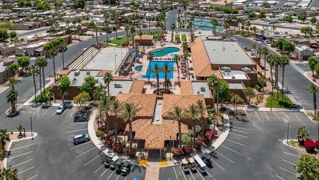 Building Photo - 3400 S Ave 7th E