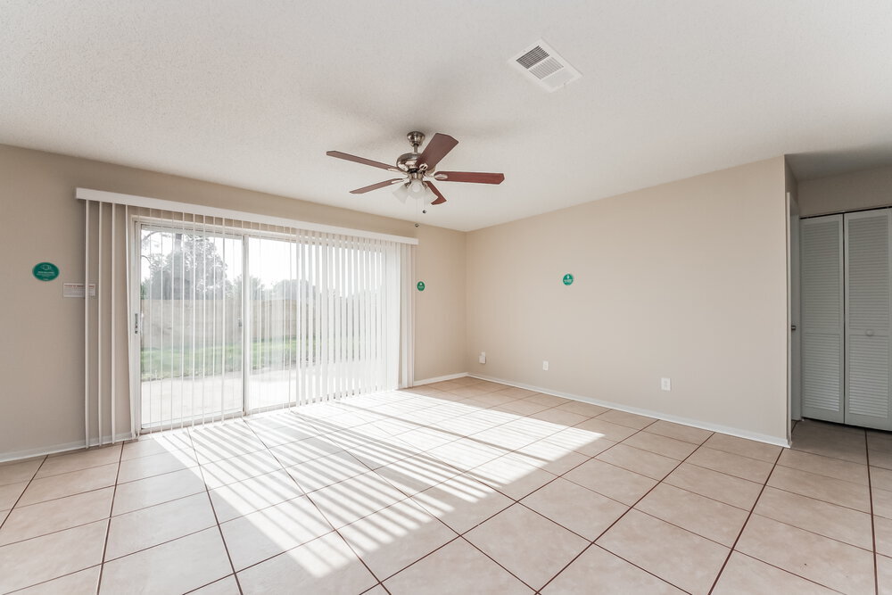 Building Photo - 12560 Illinois Woods Ln