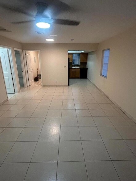 Building Photo - 3391 Helena Dr