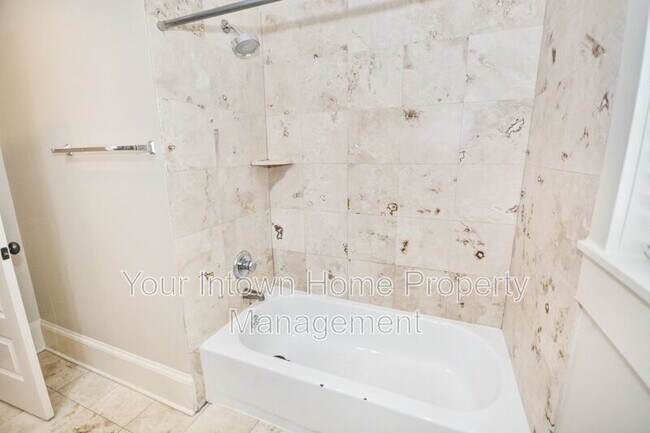 Building Photo - 63 Norwood Ave NE