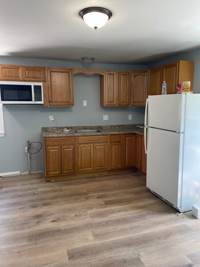 Kitchen - 301 Prospect St