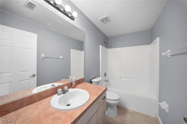 Building Photo - 4838 29th St SW