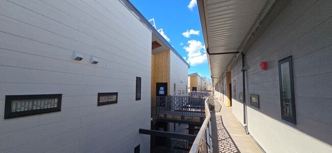 Building Photo - 2301 Pearl St