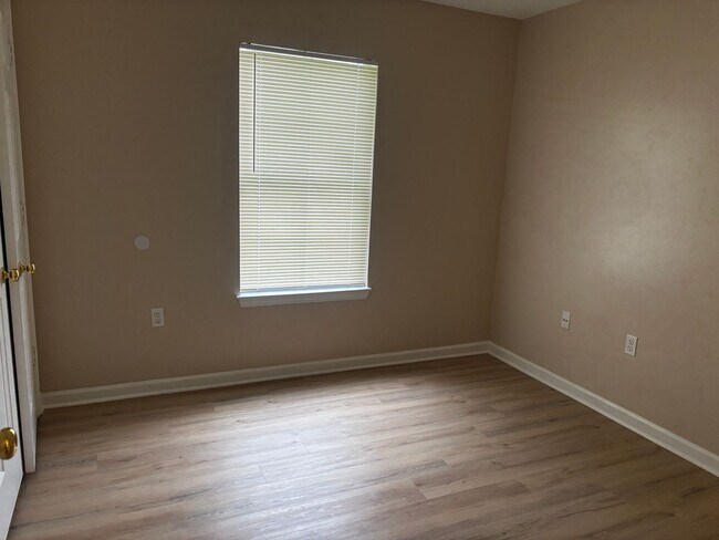 Building Photo - 5433 Banyan Trace Dr