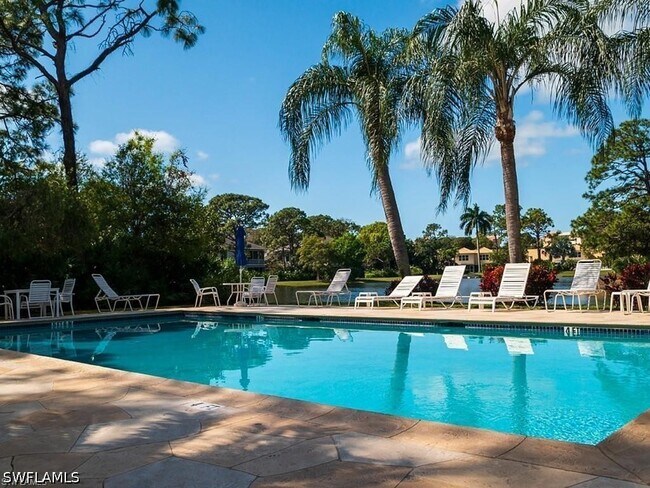 Building Photo - 290 Naples Cove Dr