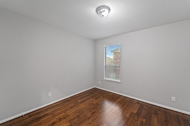 Building Photo - 815 Messina Ln