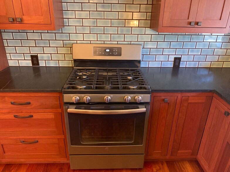 Range - 246 Berkeley Way