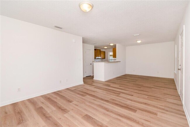 Building Photo - 9932 Magnolia Crest Ct