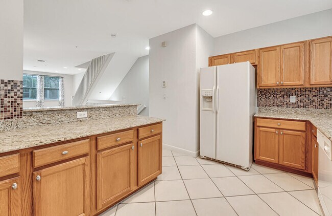 Building Photo - 1727 San Benito Way