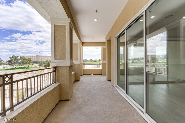 Building Photo - 9133 Las Manaitas Ave