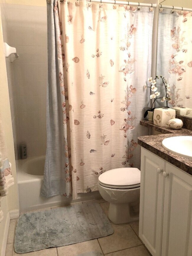 Building Photo - NEW PRICE! Venice, FL 3BR/2BA/1CG Seasonal Rental in Courtyards of Gondola Park