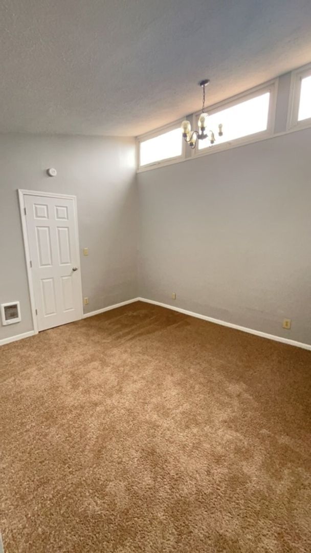 Building Photo - 111 S Dicks St