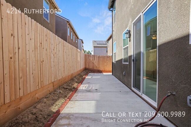 Building Photo - 4214 Rutherford Ave