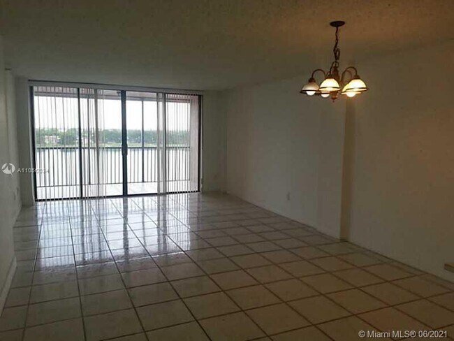 Building Photo - 20850 San Simeon Way