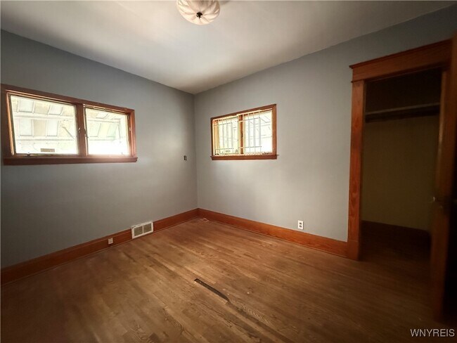 Building Photo - 97 Arden Ave