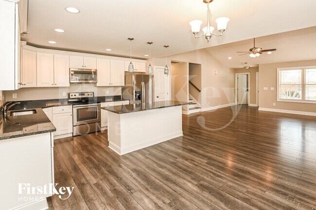 Building Photo - 119 Cline St