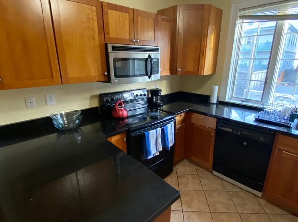 Building Photo - 27 Albion St