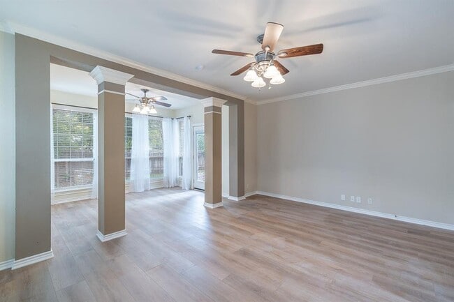 Building Photo - 8514 Racine Trail