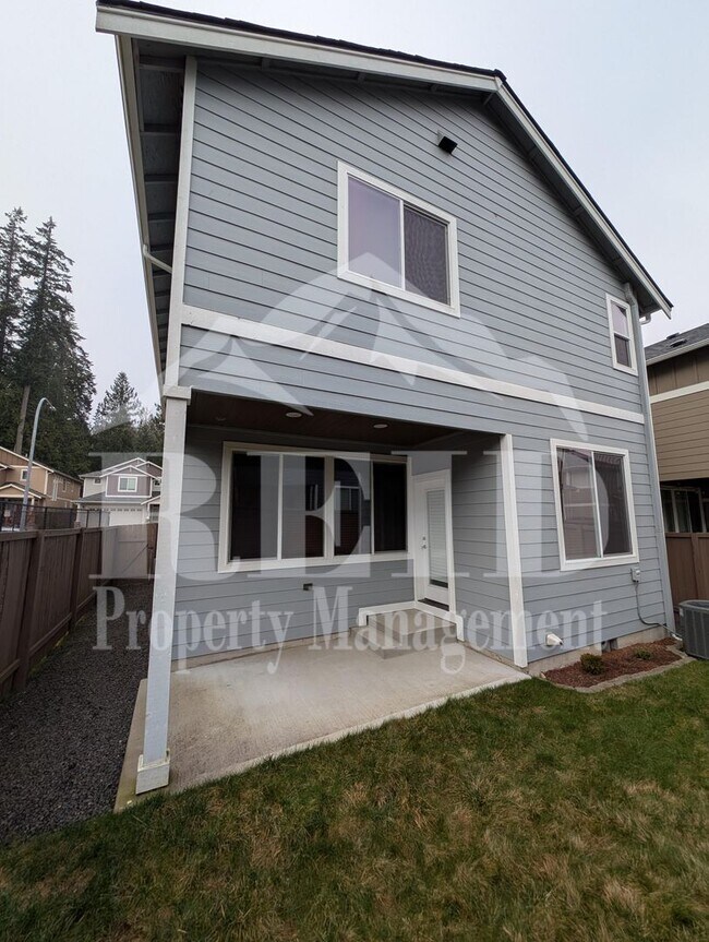 Building Photo - Stunning 3-Bedroom, 2.5-Bathroom Home!