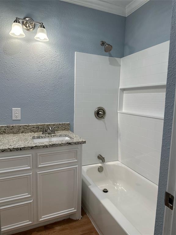 Building Photo - 6390 Bonanza Dr