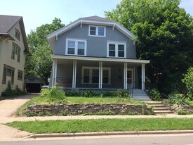 Building Photo - 1919 Plainfield Ave NE