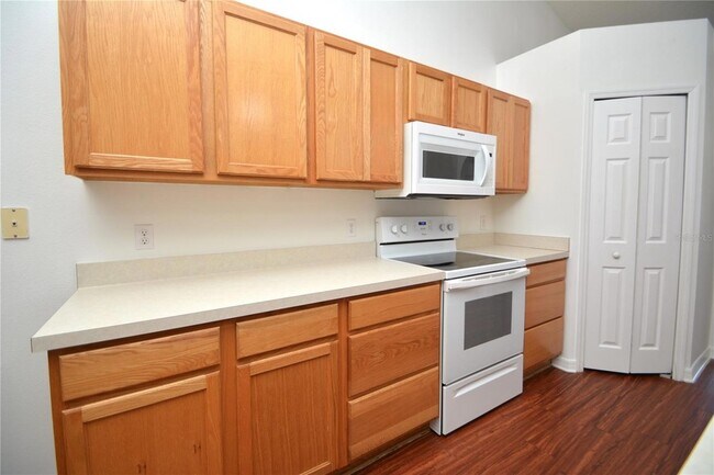 Building Photo - 36 Frenora Ln