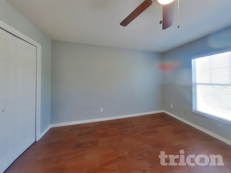 Building Photo - 4422 Fieldview Cir