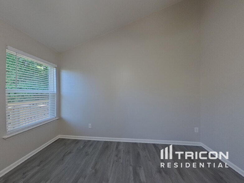 Building Photo - 2019 Slater Springs Dr