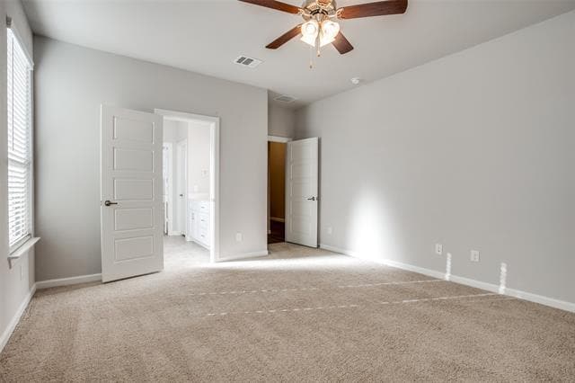 Building Photo - 5450 Ridgeway Dr