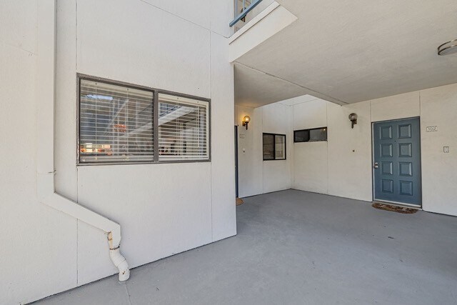 Building Photo - 4685 Albany Cir