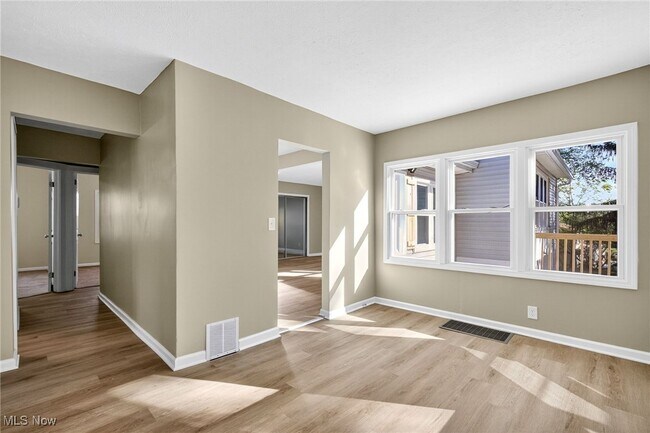 Building Photo - 2185 Stahl Rd