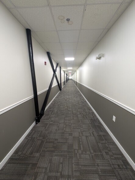 Building Photo - 160 Fremont St