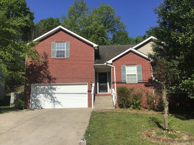 Building Photo - 2310 Devonshire Dr