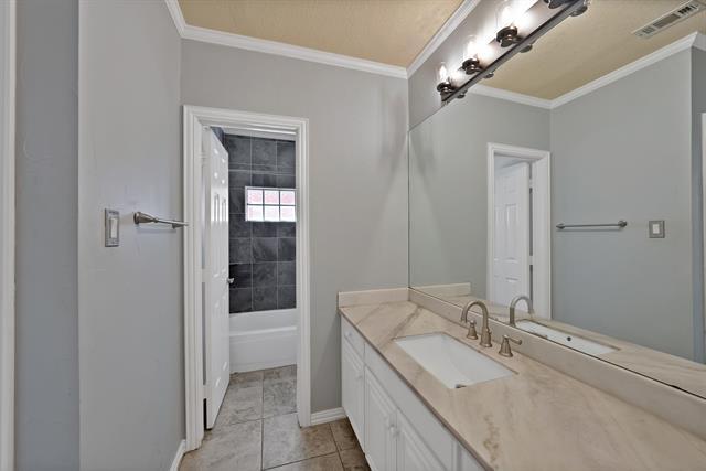 Building Photo - 2802 Timber Hill Dr