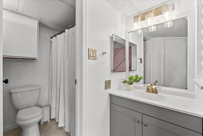 Building Photo - 1500 Bay Area Blvd