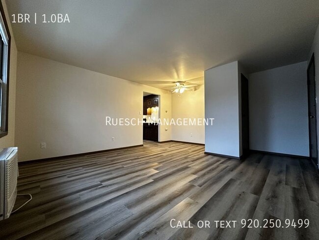 Building Photo - Charming 1 Bedroom 1 Bath Upper Apartment ...