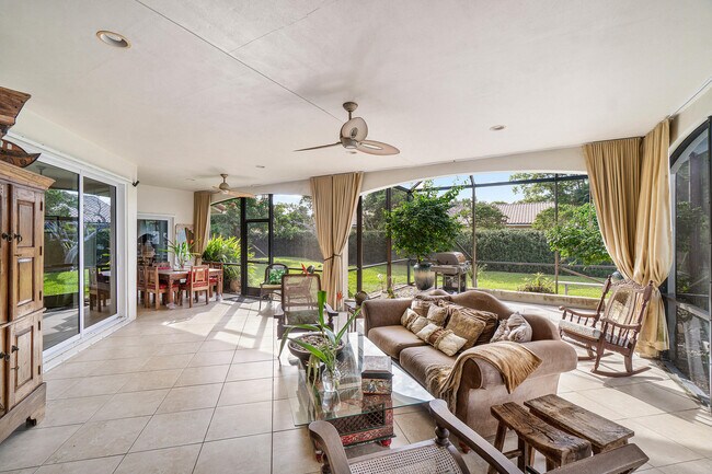 Building Photo - 3509 NW 26th Ct