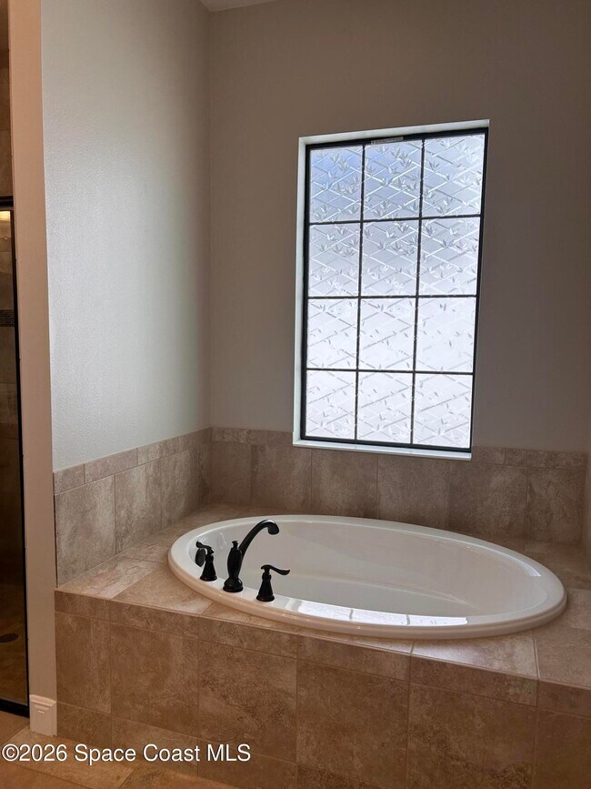 Building Photo - 2723 Rodina Dr