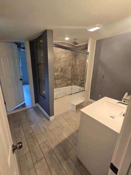 Building Photo - 3466 Virginia Dr