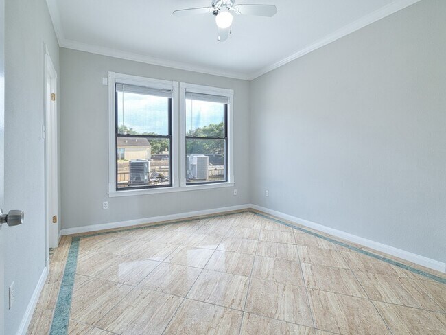 Building Photo - 12660 Briar Patch Dr