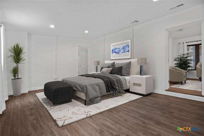 Building Photo - 1103 Bentwood Rd