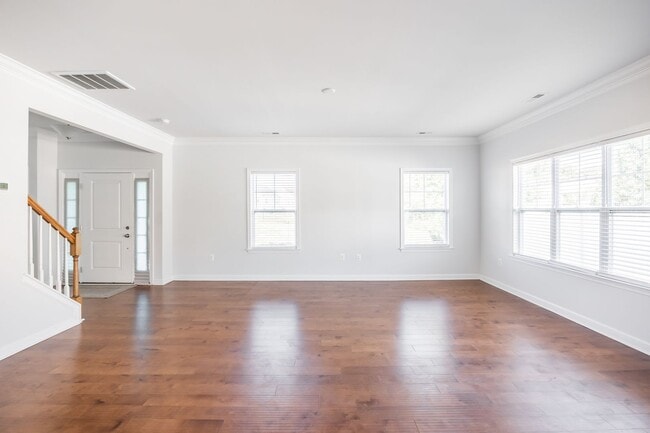 Building Photo - Beautiful 3 Bedroom Home on Corner Lot in ...