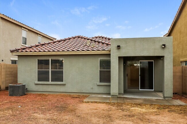 Building Photo - 9411 W Eaton Rd