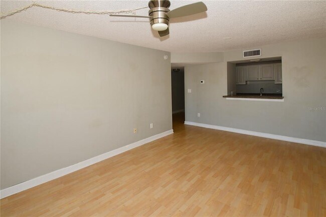 Building Photo - 51 Island Way