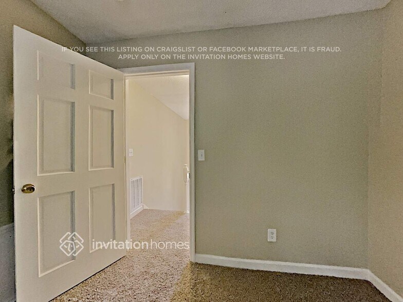 Building Photo - 11347 Mendora Dr