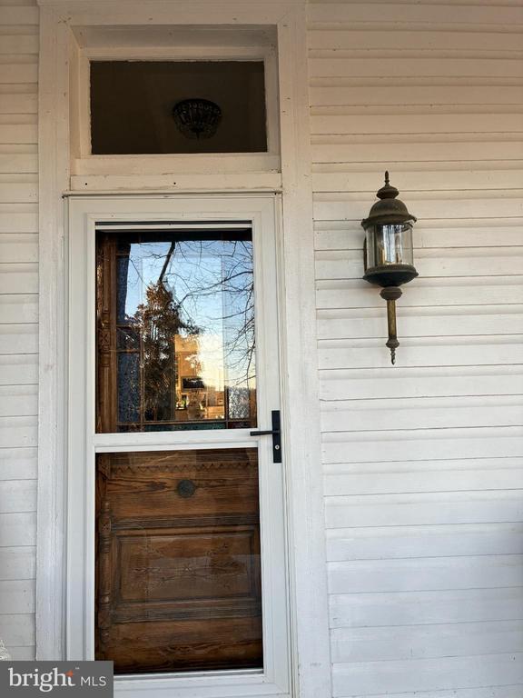 Building Photo - 873 Hawlin Rd